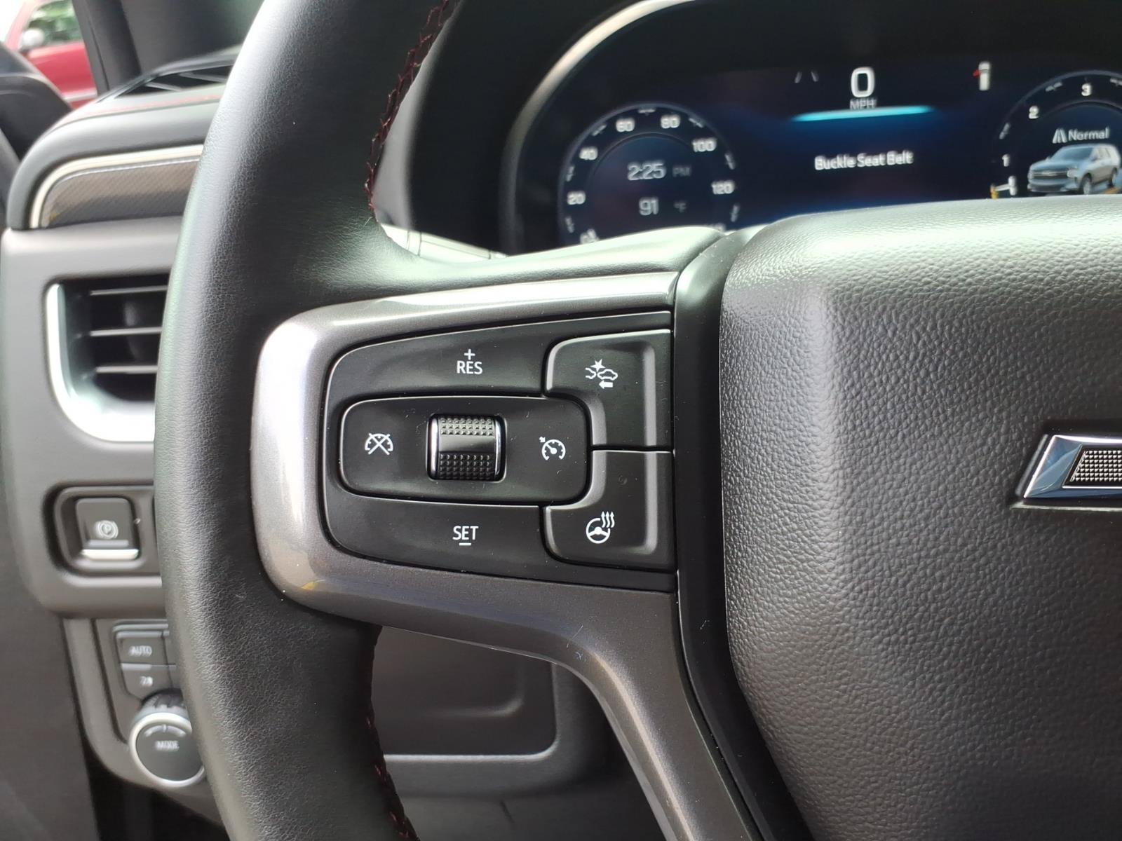 Certified 2024 Chevrolet Suburban RST w/ Luxury Package AWD/4WD image 20