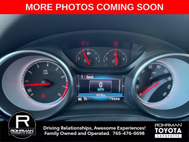Used 2018 Buick Regal Preferred w/ Sights and Sounds Package FWD image 9