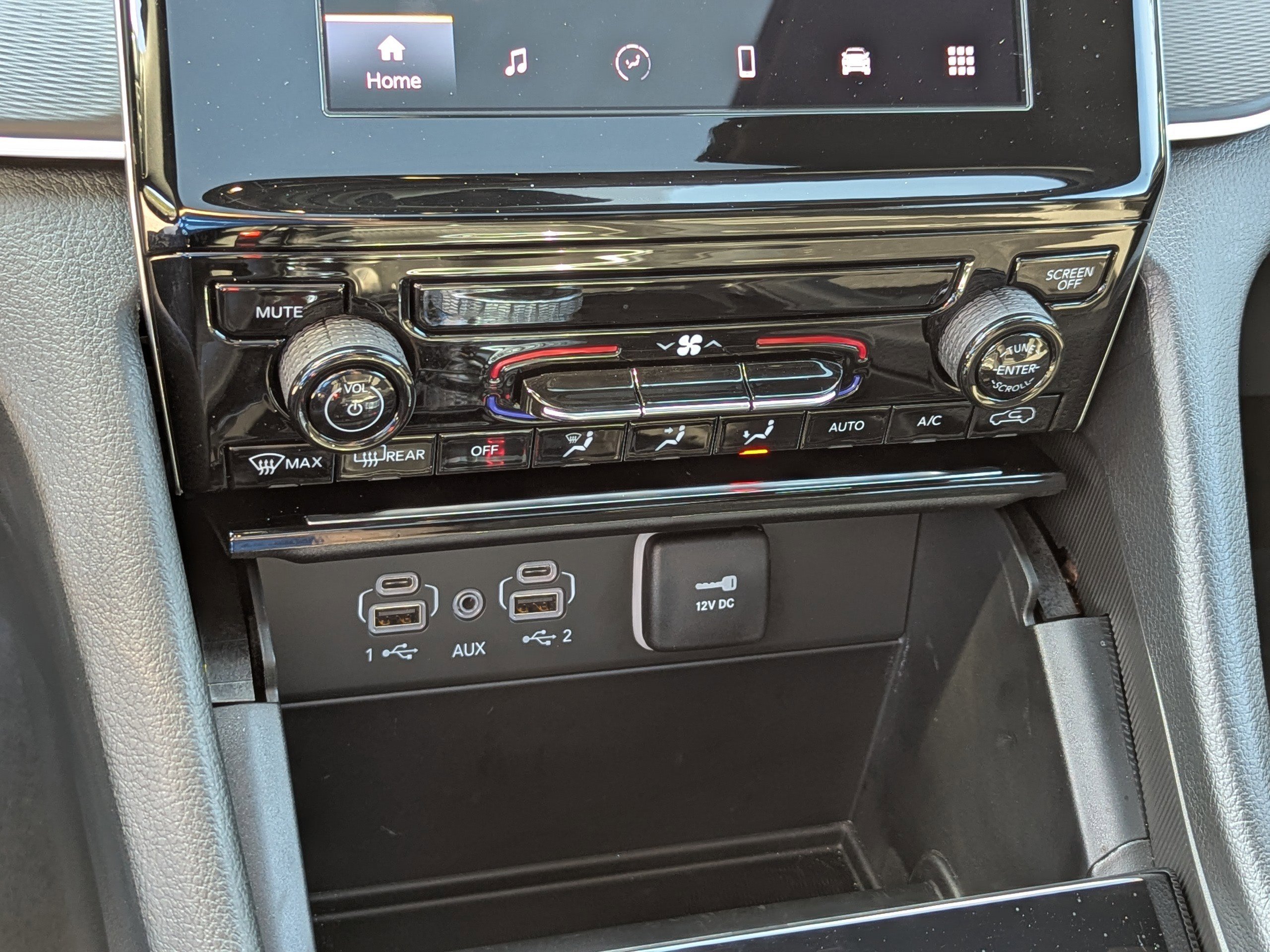 Certified 2025 Jeep Grand Cherokee L Laredo w/ Trailer Tow Package image 24