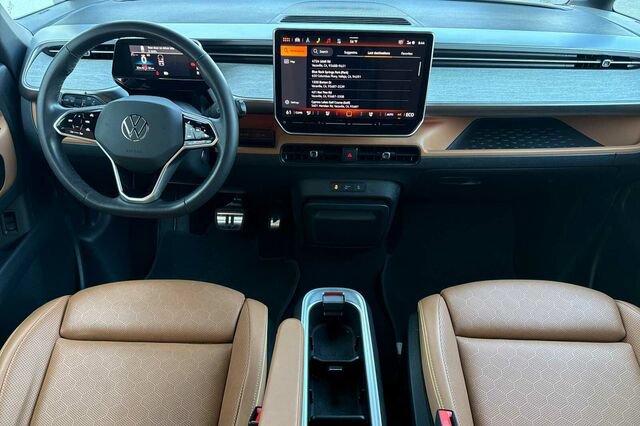 Used 2025 Volkswagen ID. Buzz Pro S RWD image 13