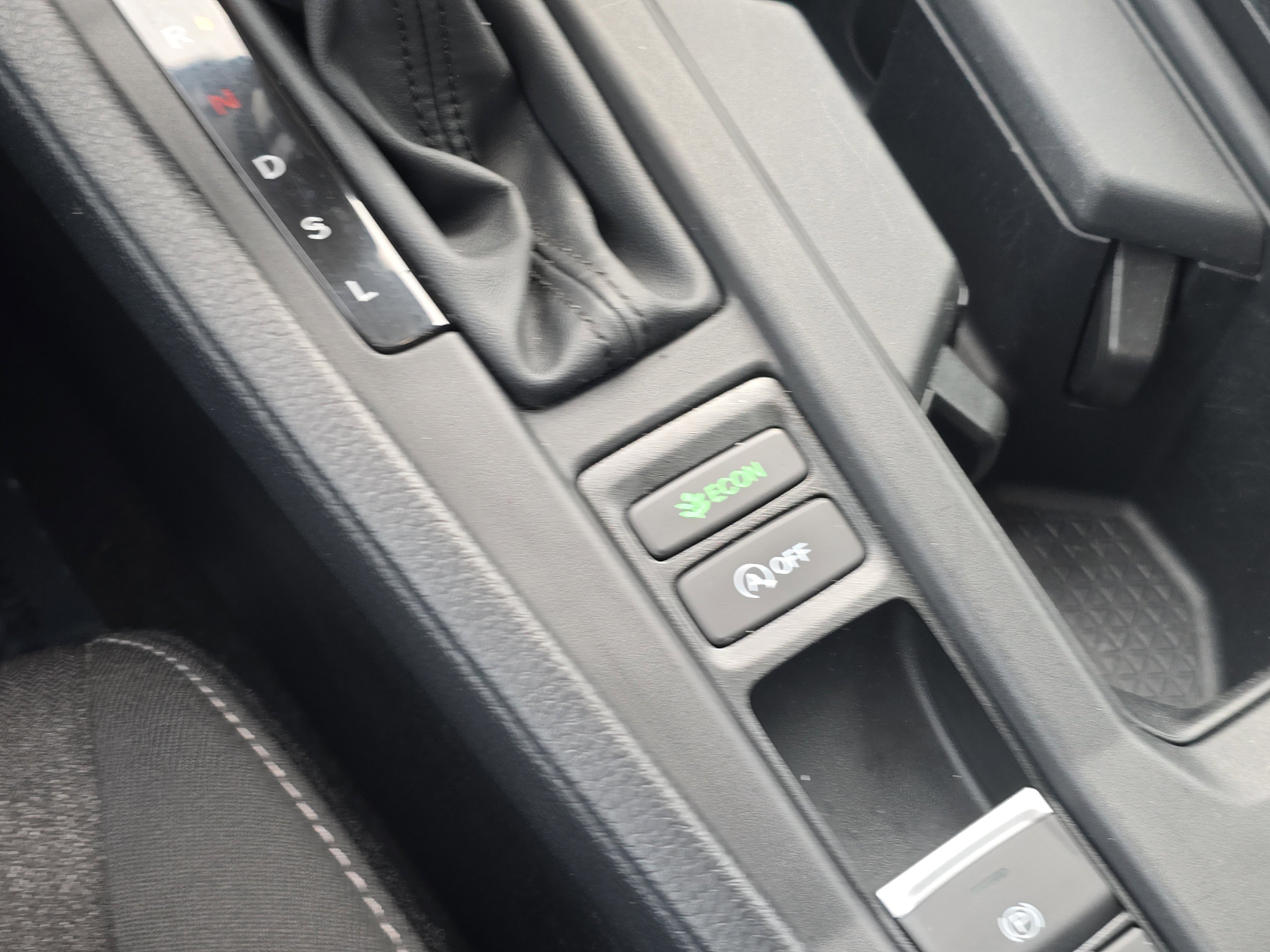 Certified 2023 Honda Accord EX image 28