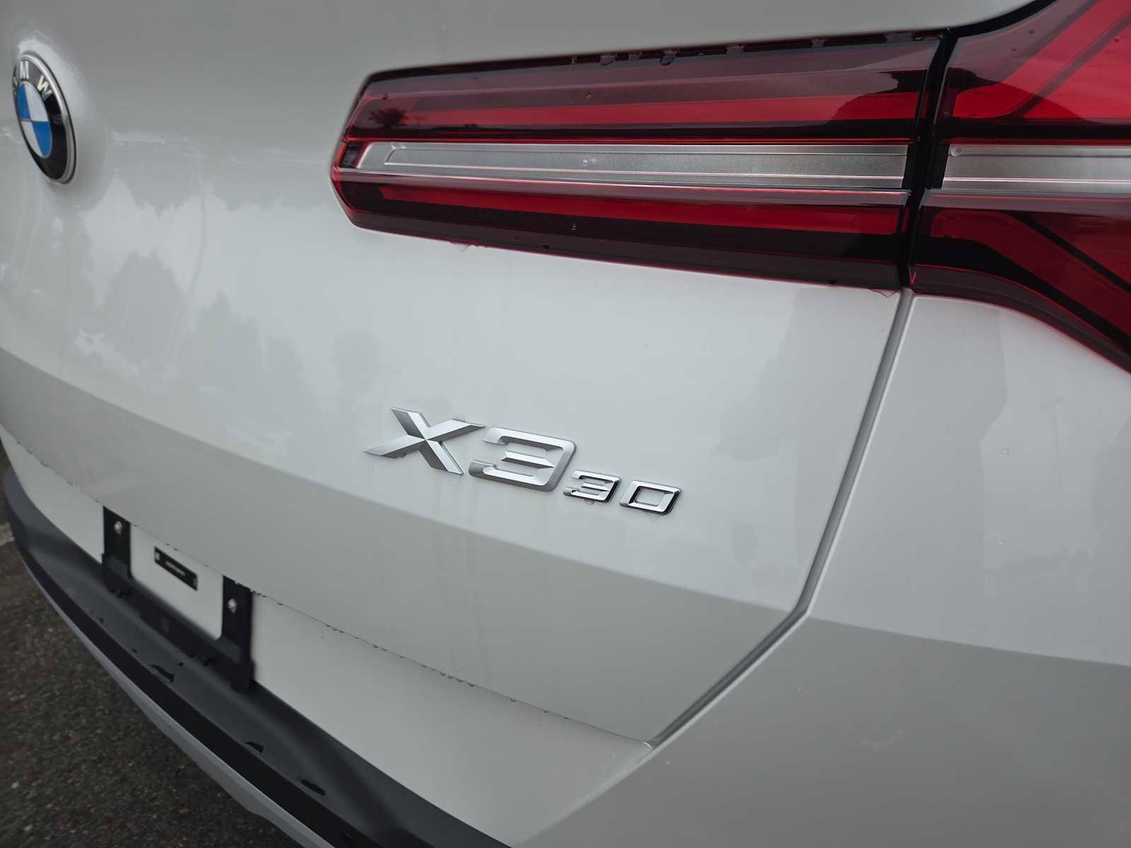 New 2025 BMW X3 xDrive30i w/ Premium Package image 11