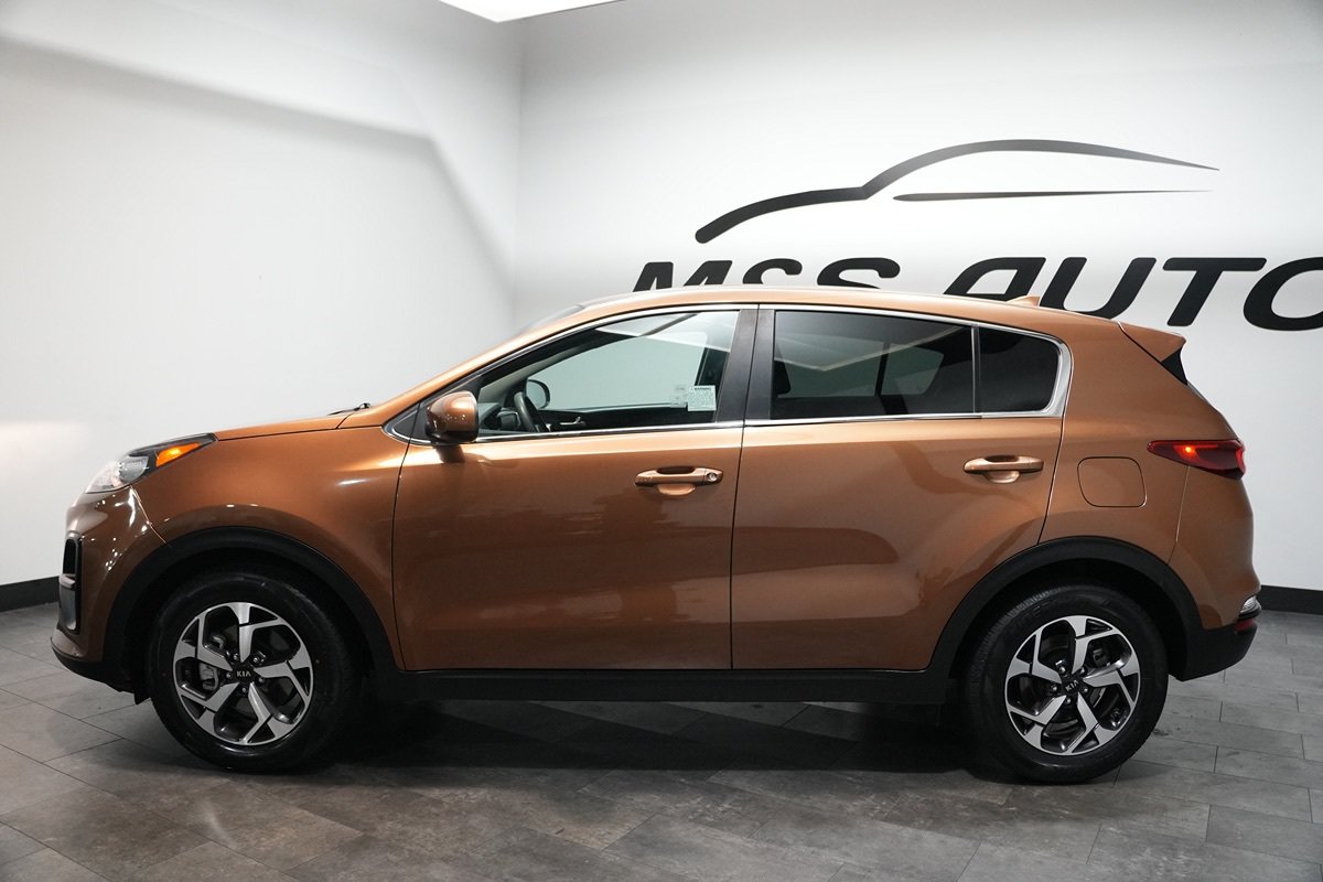 Used 2020 Kia Sportage LX FWD image 4