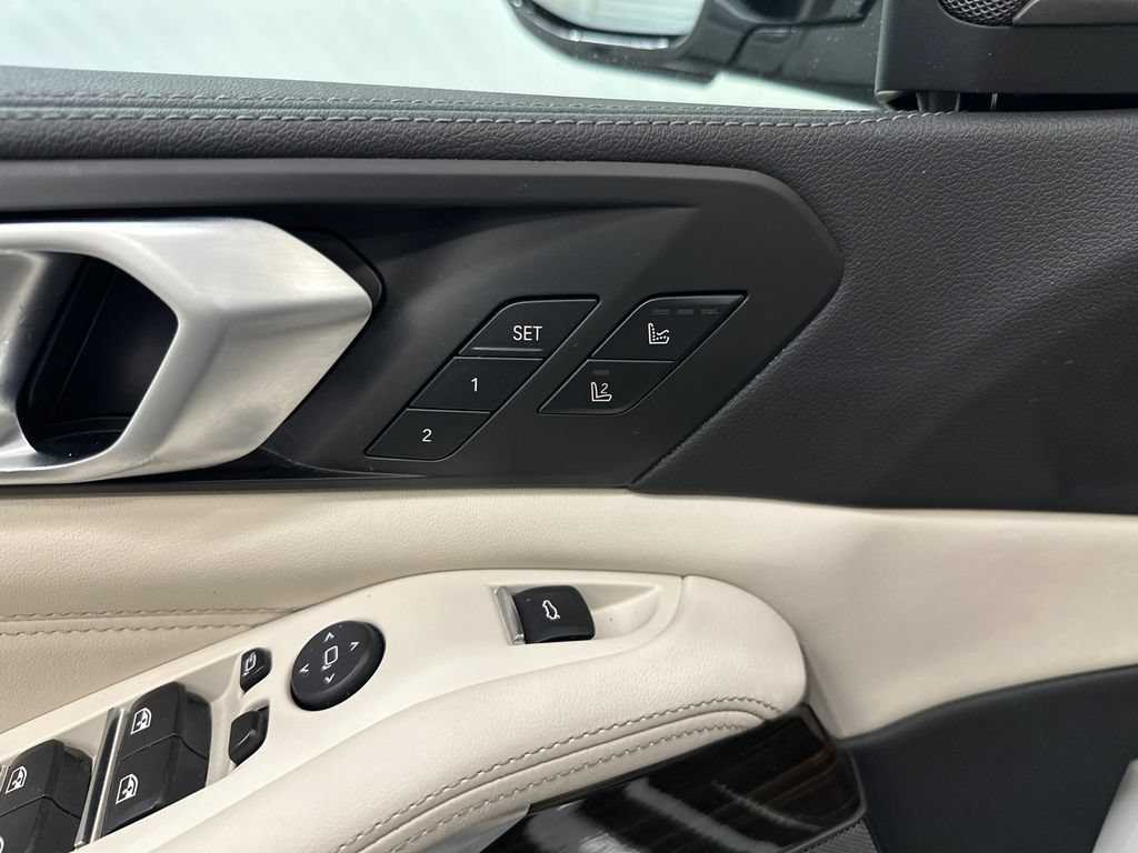 Used 2020 BMW X5 sDrive40i w/ Premium Package RWD image 12