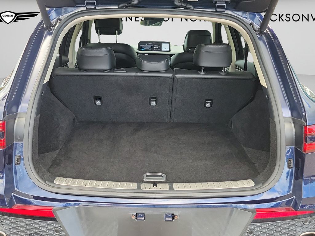 Used 2023 Genesis GV70 2.5T AWD/4WD image 9