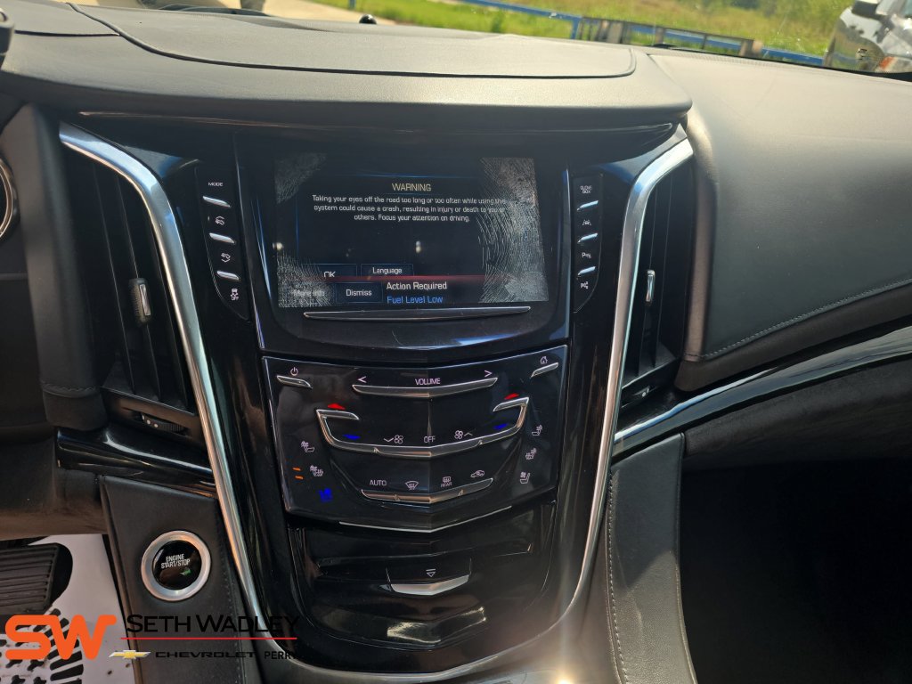 Used 2018 Cadillac Escalade ESV Platinum AWD/4WD image 21