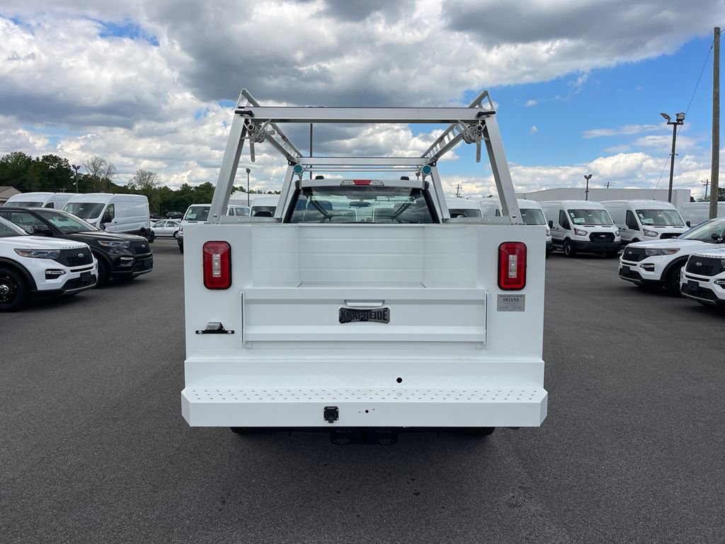 New 2025 Ford F250 XL w/ XL Chrome Package image 5