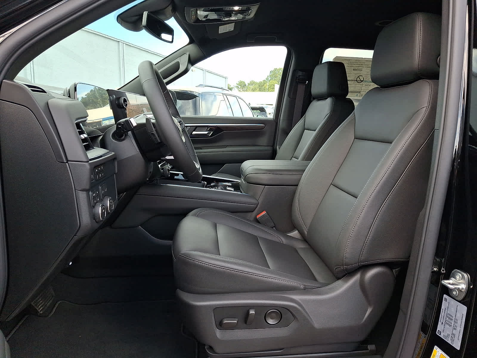New 2026 Chevrolet Tahoe LT w/ Comfort Package AWD/4WD image 12