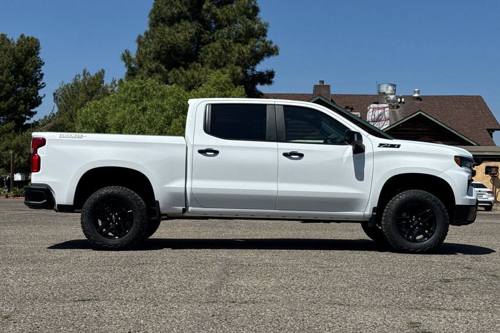 New 2026 Chevrolet Silverado 1500 LT Trail Boss w/ LT Trail Boss Premium Package AWD/4WD image 3