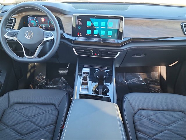 Certified 2024 Volkswagen Atlas SE image 19