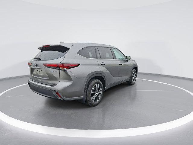 Certified 2026 Toyota Highlander XLE image 10