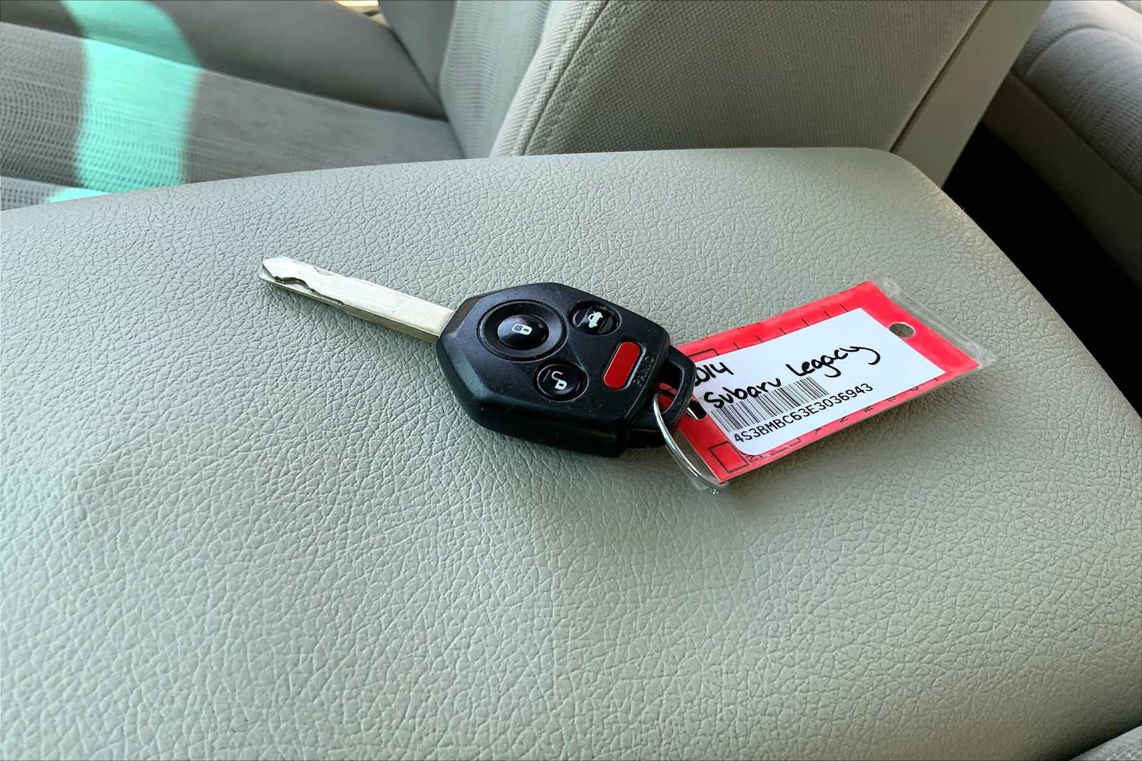 Used 2014 Subaru Legacy 2.5i Premium AWD/4WD image 14