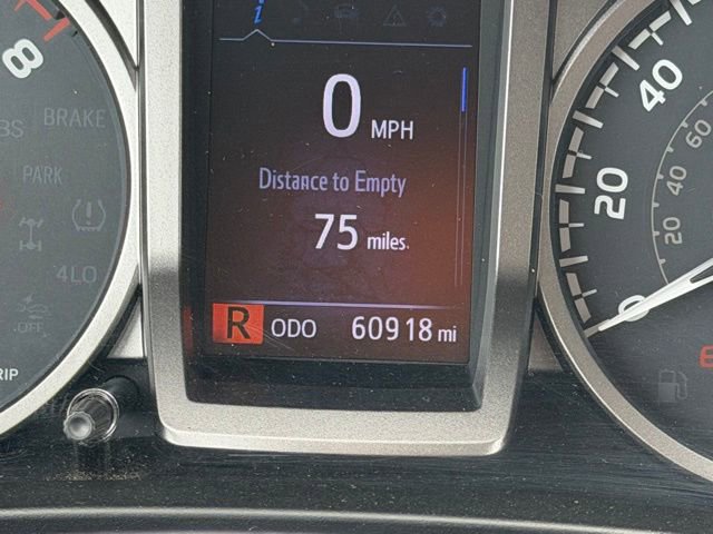 Used 2019 Toyota Tacoma SR5 RWD image 23