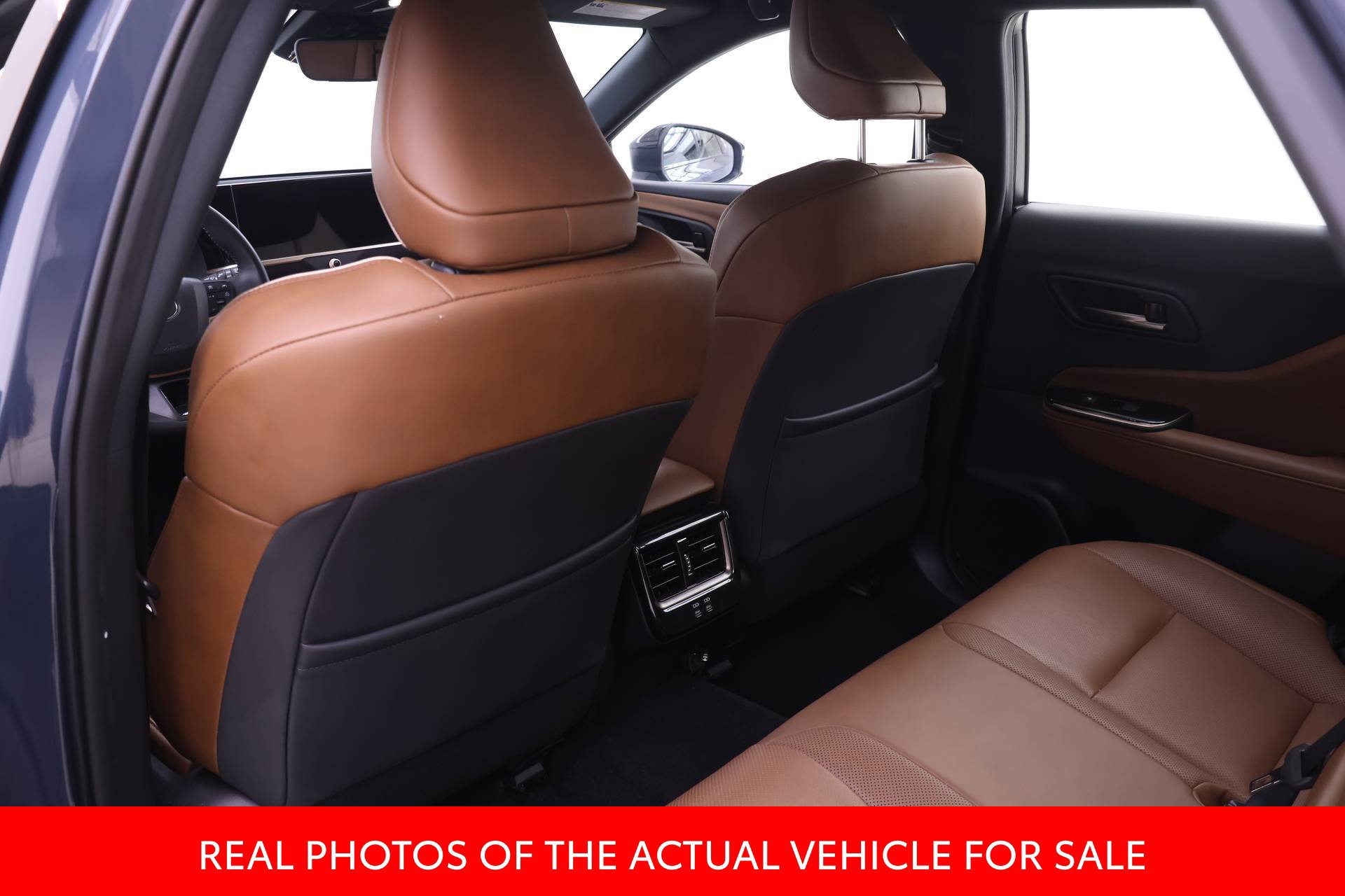 Certified 2025 Toyota Crown Signia AWD/4WD image 11