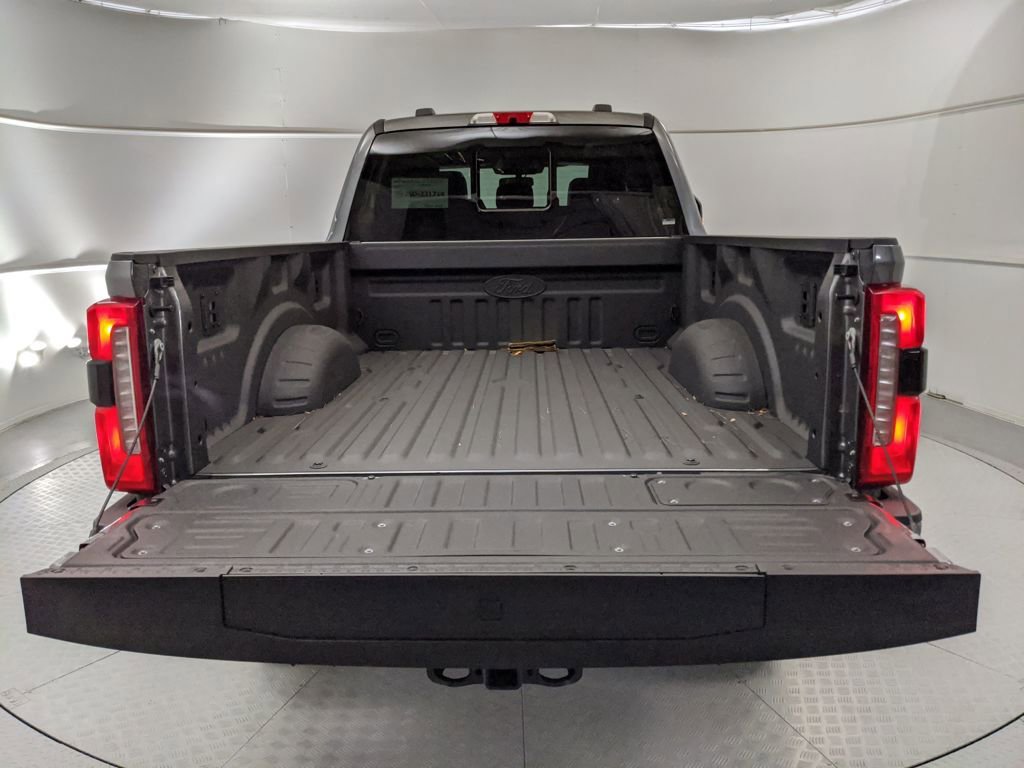 New 2025 Ford F250 Lariat w/ Lariat Ultimate Package image 24