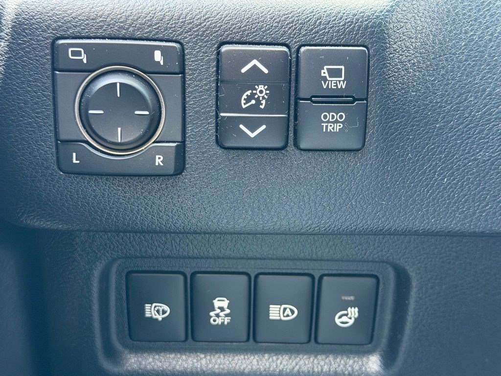 Used 2023 Lexus GX 460 Luxury w/ Sport Design Package AWD/4WD image 11