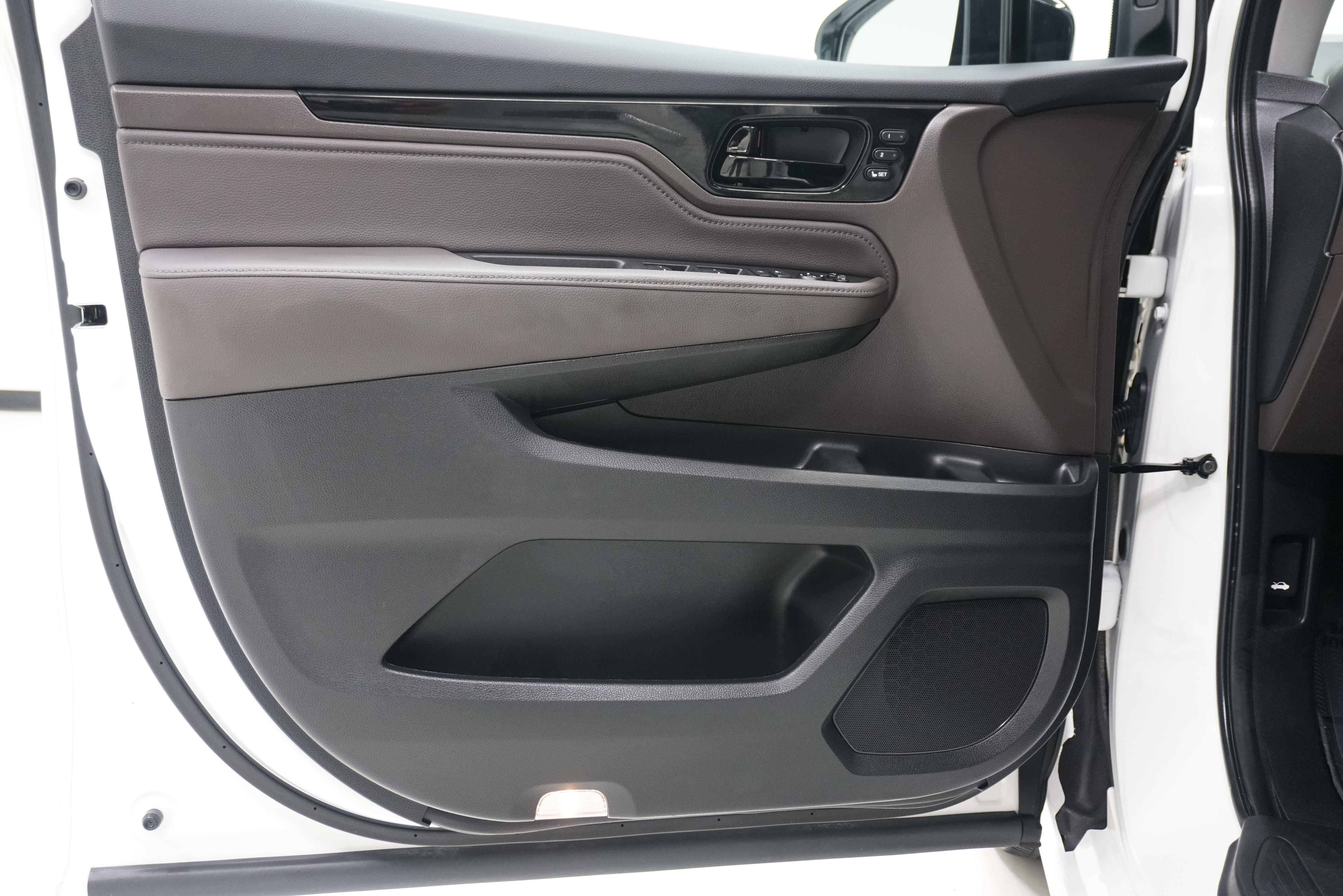 Used 2020 Honda Odyssey Elite image 18
