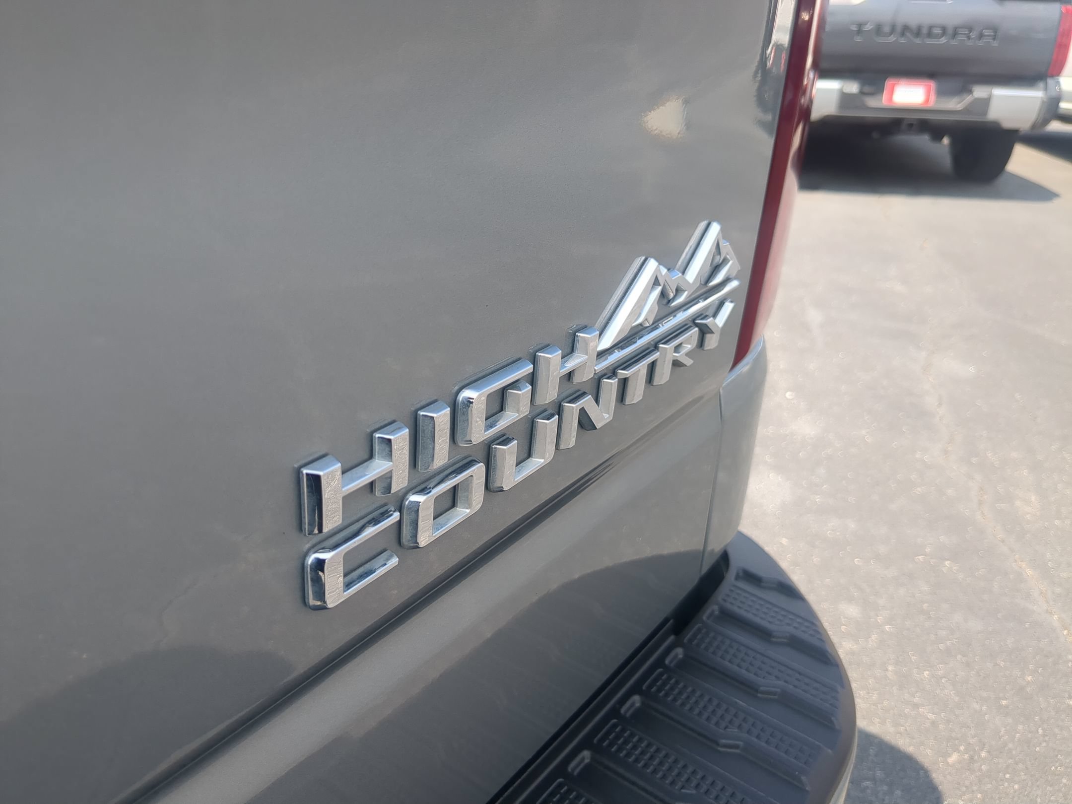 Used 2023 Chevrolet Silverado 1500 High Country w/ High Country Premium Package AWD/4WD image 29