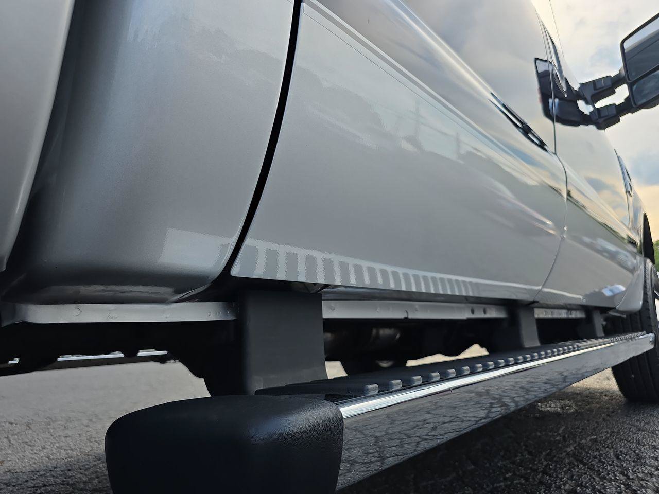 Used 2010 Ford F350 Lariat AWD/4WD image 32