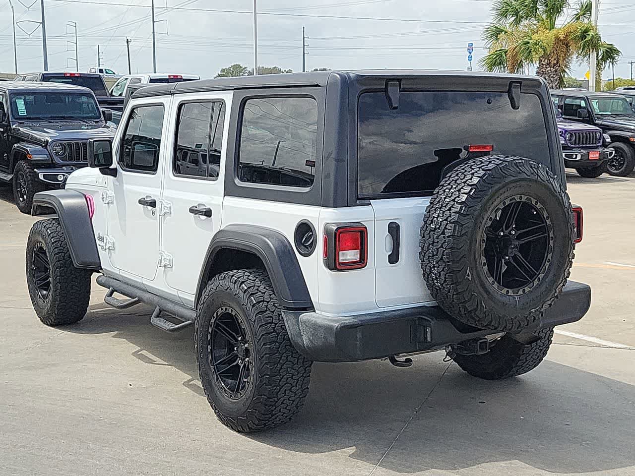 Certified 2021 Jeep Wrangler Unlimited Sport AWD/4WD image 12