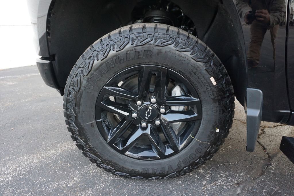 New 2025 Chevrolet Silverado 1500 Custom Trail Boss image 28