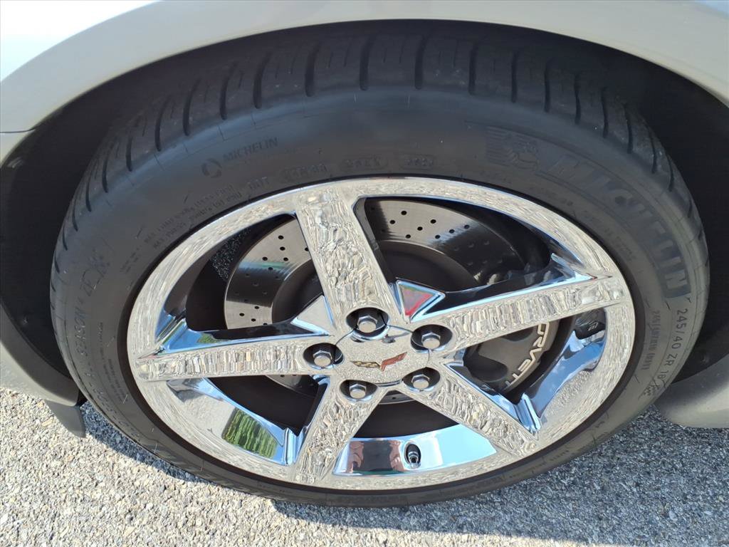 Used 2008 Chevrolet Corvette Coupe w/ Preferred Equipment Group RWD image 10