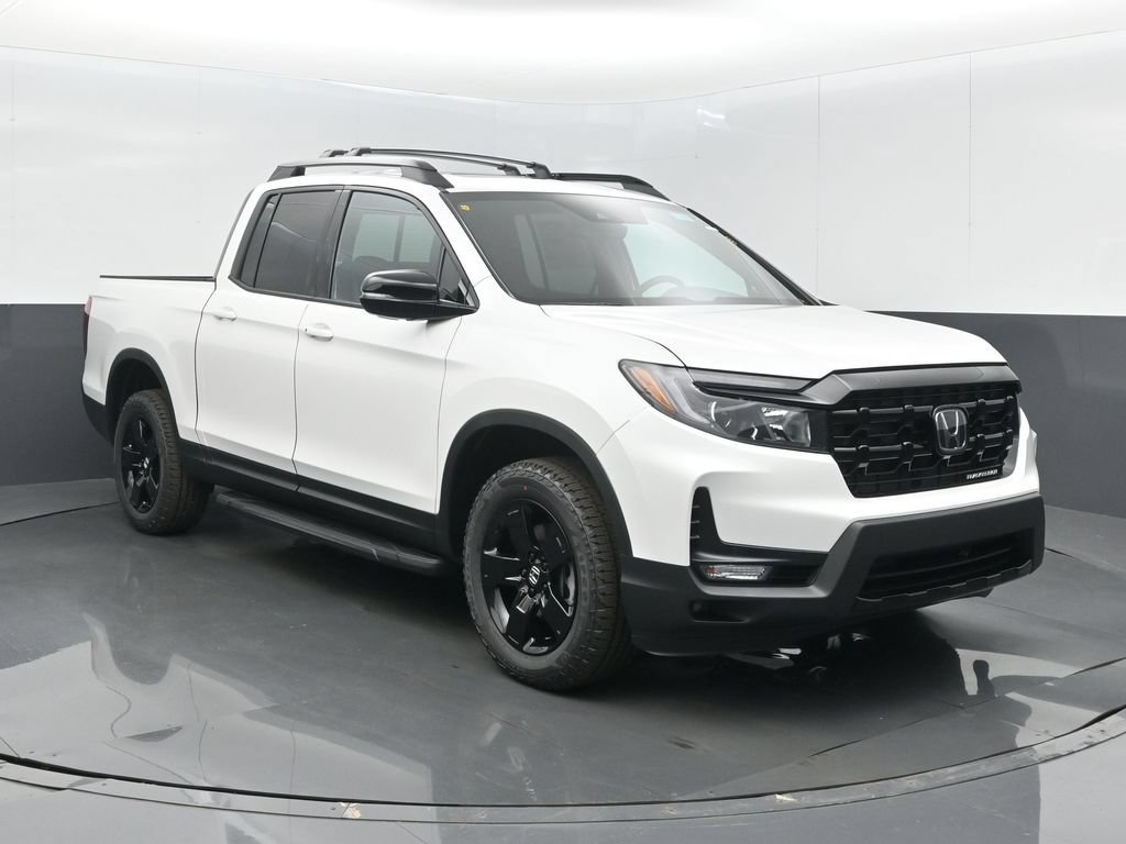 New 2026 Honda Ridgeline Black Edition image 3