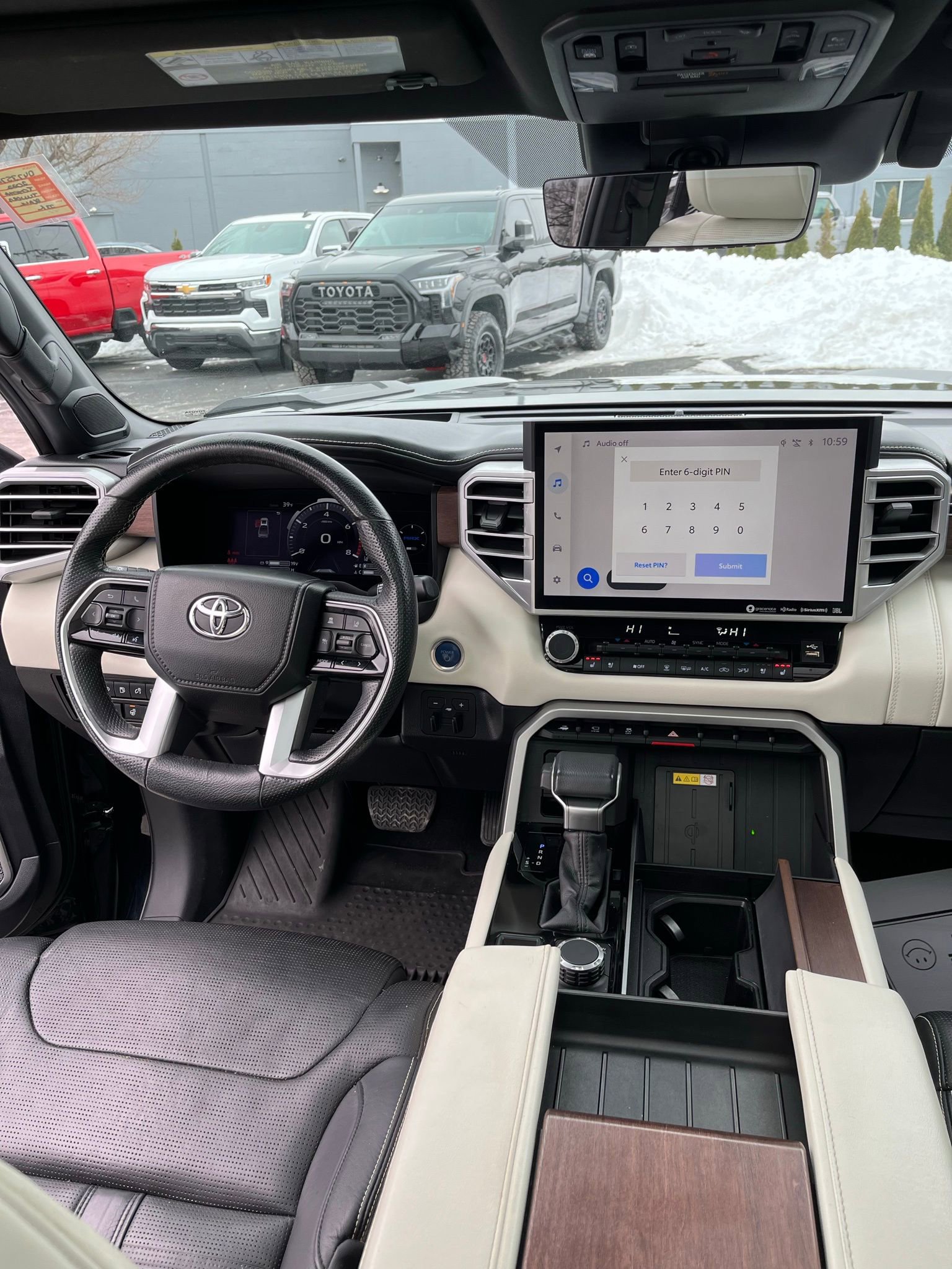 Used 2022 Toyota Tundra Capstone AWD/4WD image 28