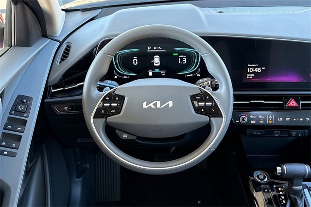 New 2025 Kia Niro EX image 17