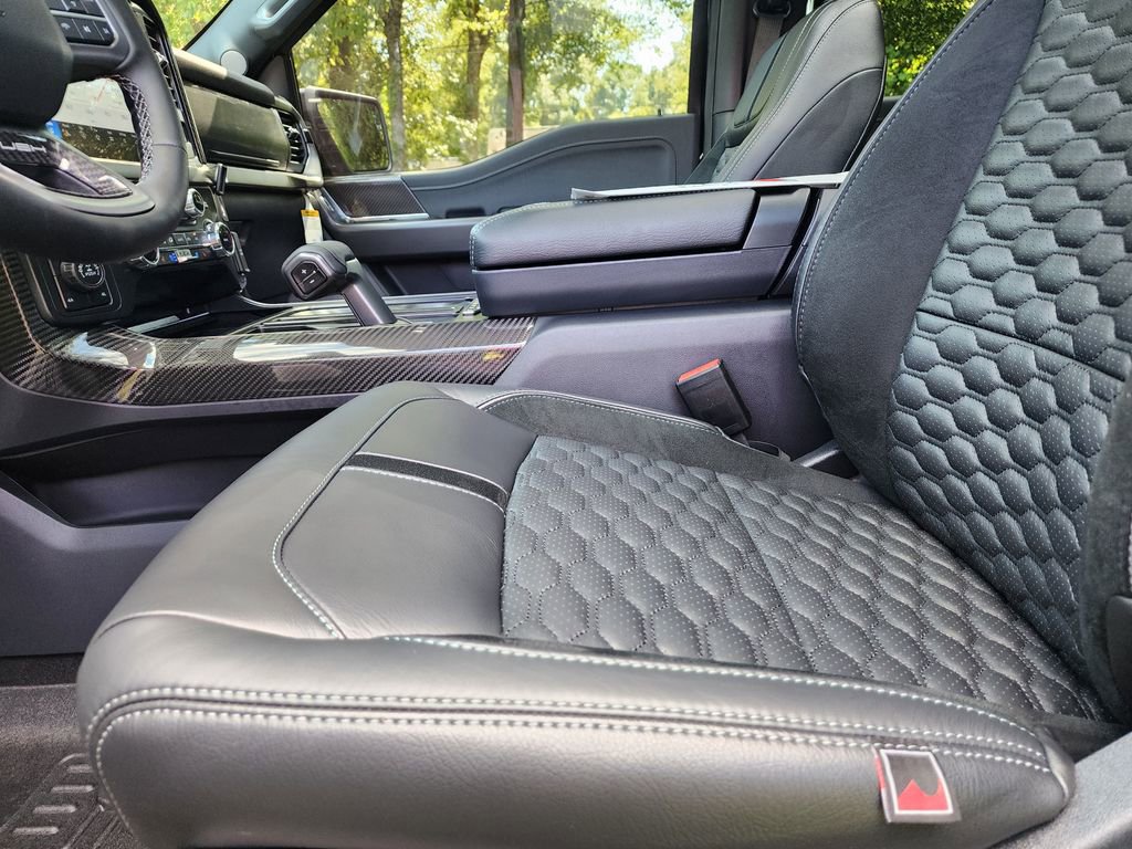 New 2025 Ford F150 Lariat w/ Equipment Group 502A High image 44