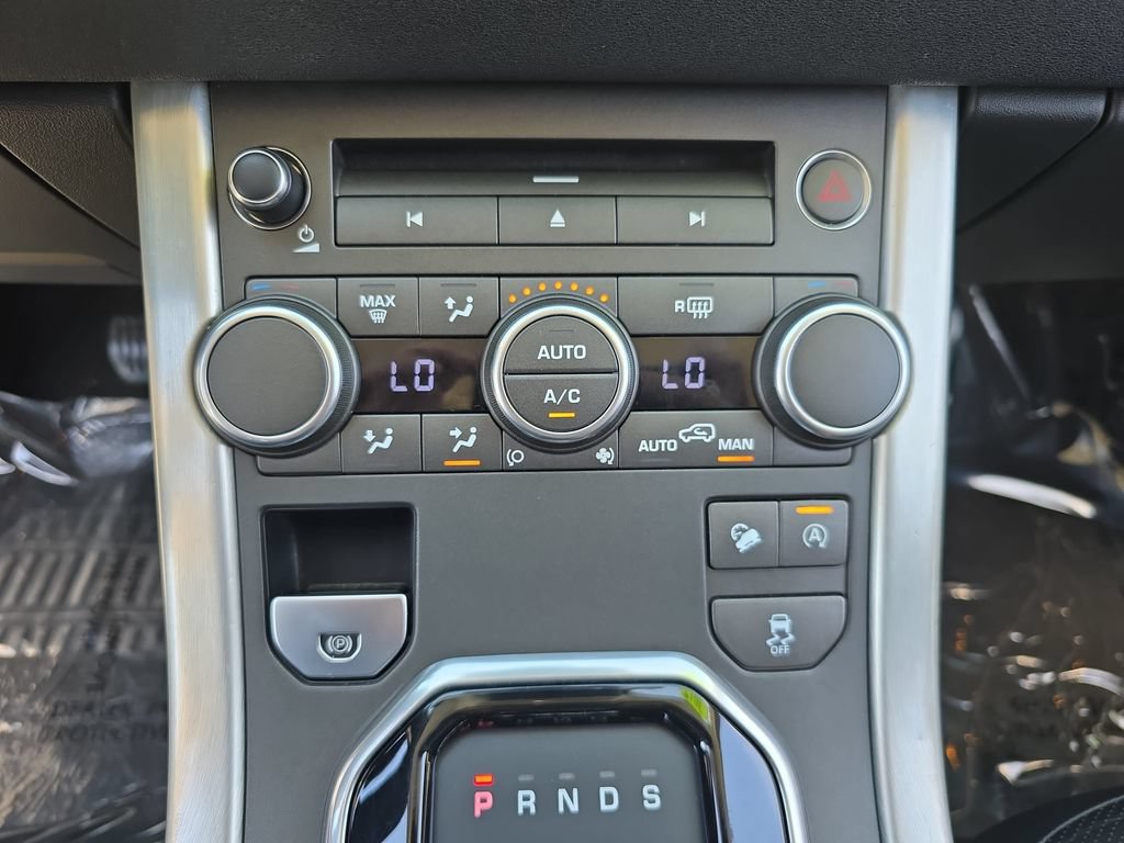 Used 2017 Land Rover Range Rover Evoque SE Premium AWD/4WD image 27