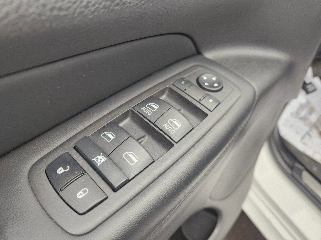 Used 2021 Jeep Grand Cherokee Limited X image 32