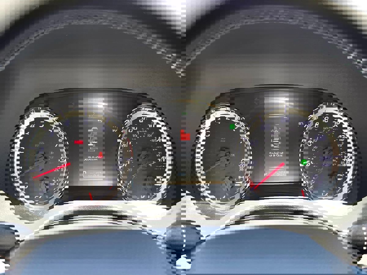 Used 2021 Toyota Highlander LE image 35