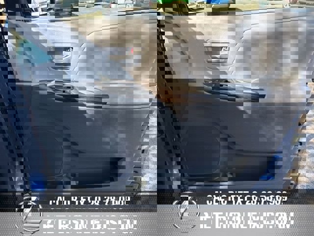 Used 2016 Toyota Sienna XLE w/ XLE Navigation Package image 12