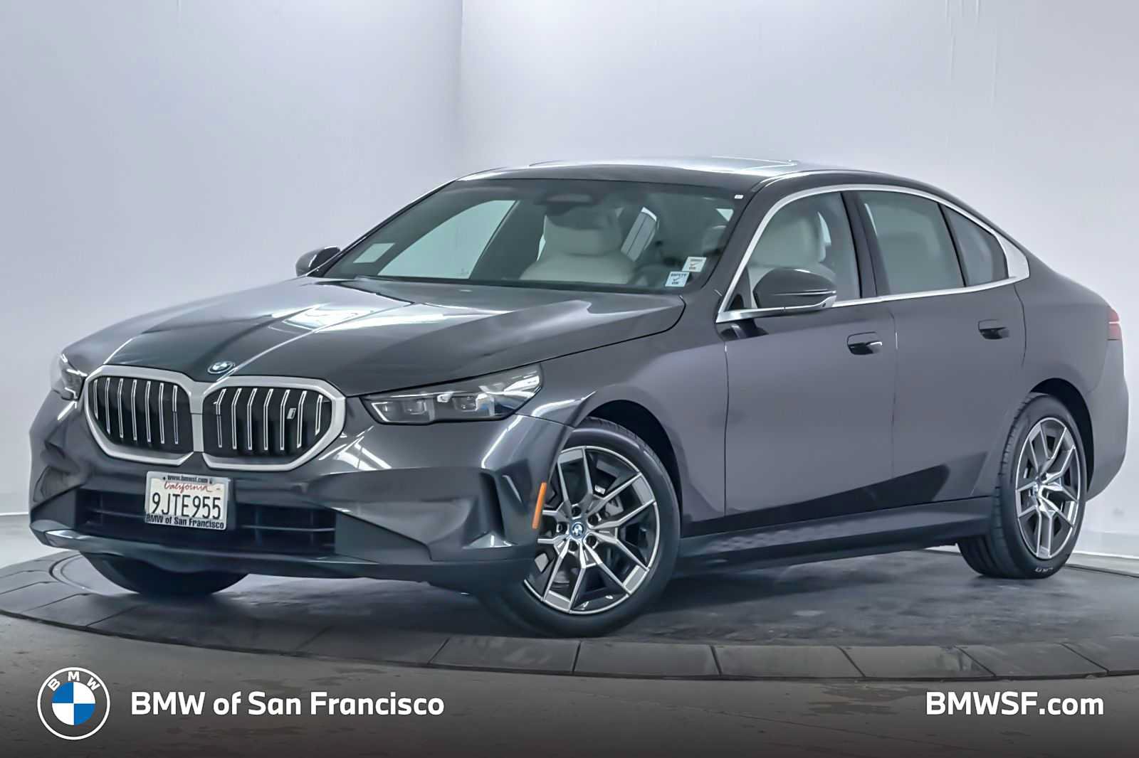 Used 2024 BMW i5 eDrive40i w/ M Sport Package RWD image 1