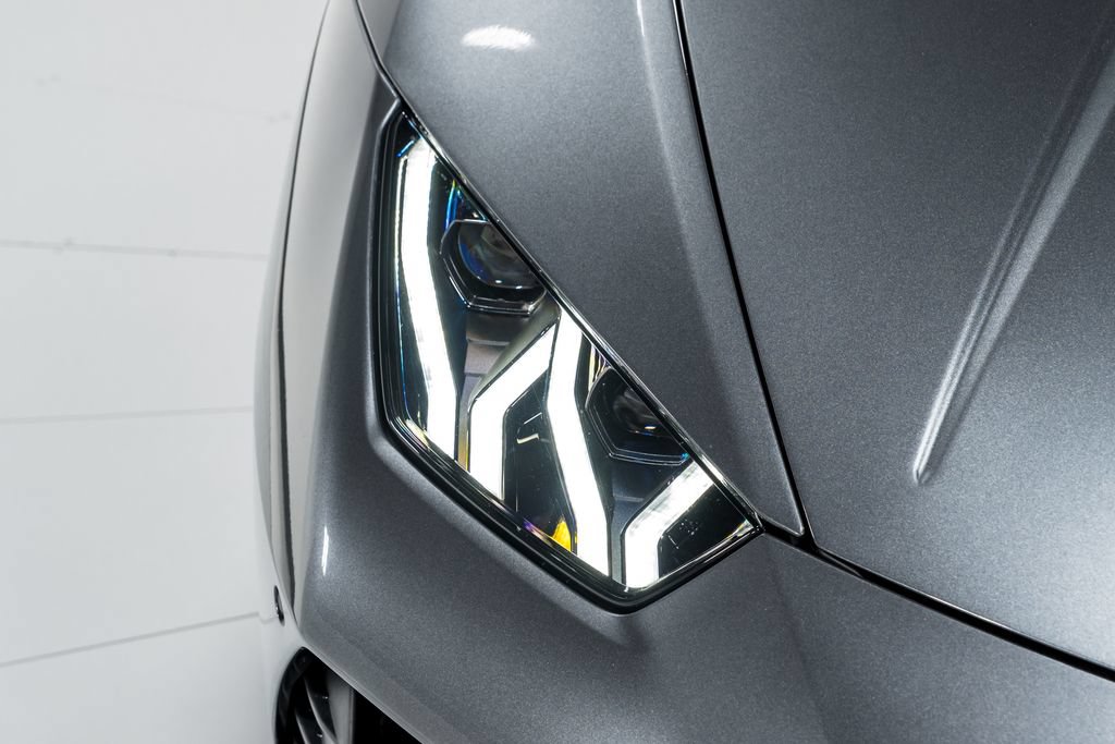 Used 2021 Lamborghini Huracan EVO RWD image 42