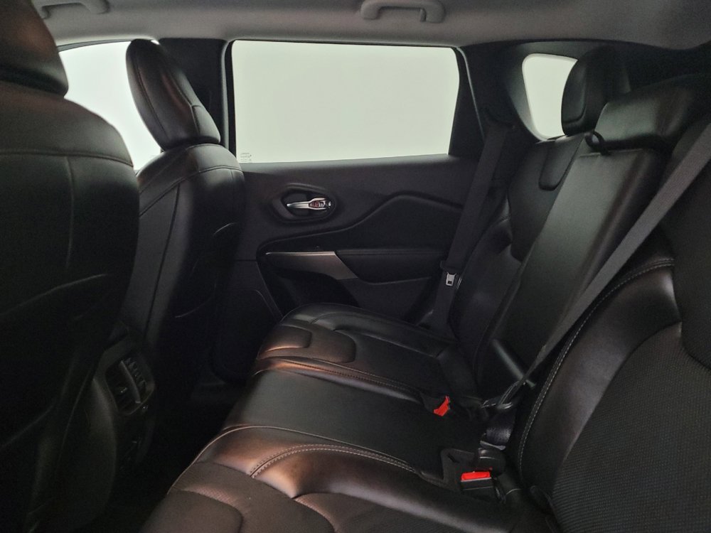 Used 2020 Jeep Cherokee Limited AWD/4WD image 18