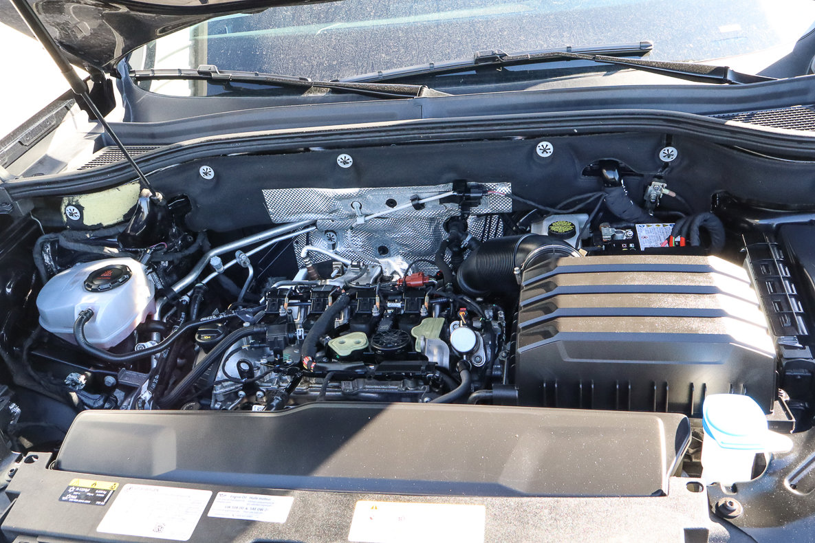 Used 2025 Volkswagen Atlas SE FWD image 19