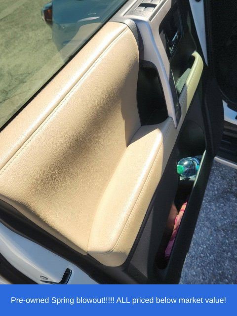 Used 2021 Toyota 4Runner SR5 Premium w/ Moonroof Package RWD image 17