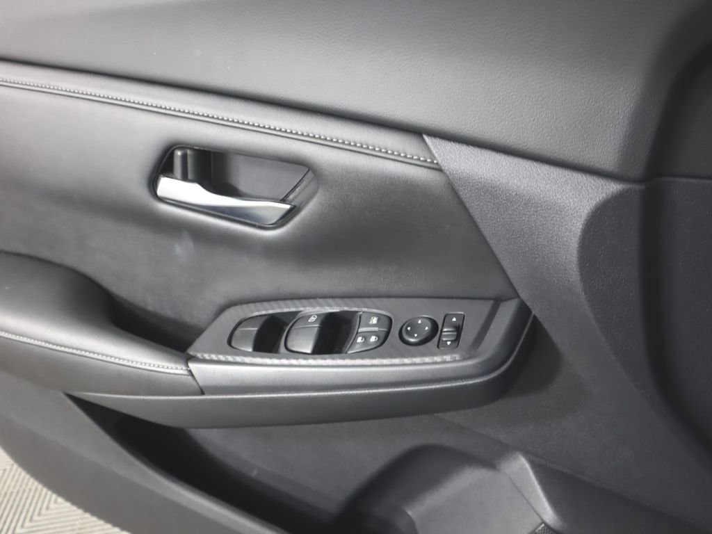 Certified 2020 Nissan Sentra SV w/ Trunk Package image 18