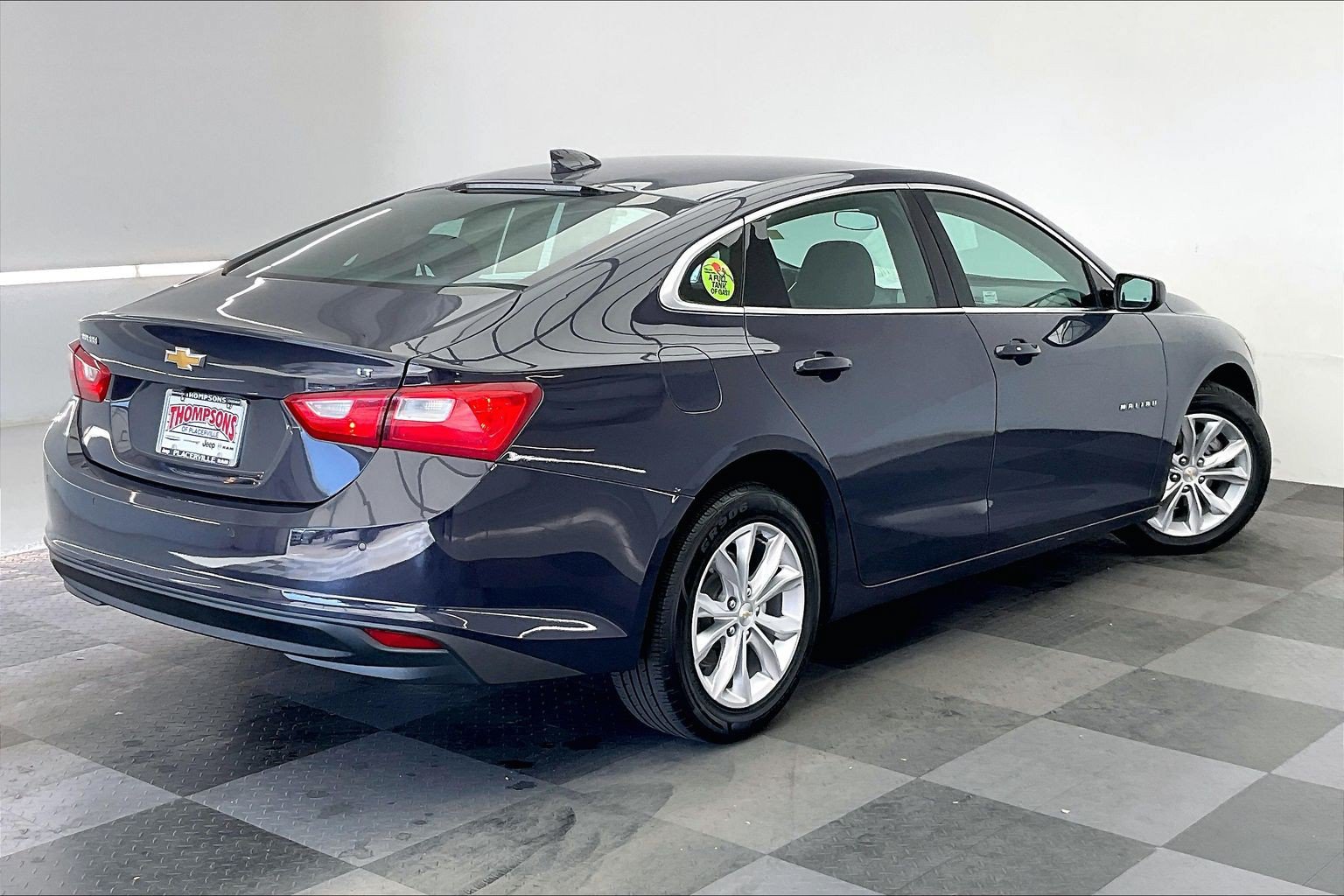 Used 2025 Chevrolet Malibu LT FWD image 13