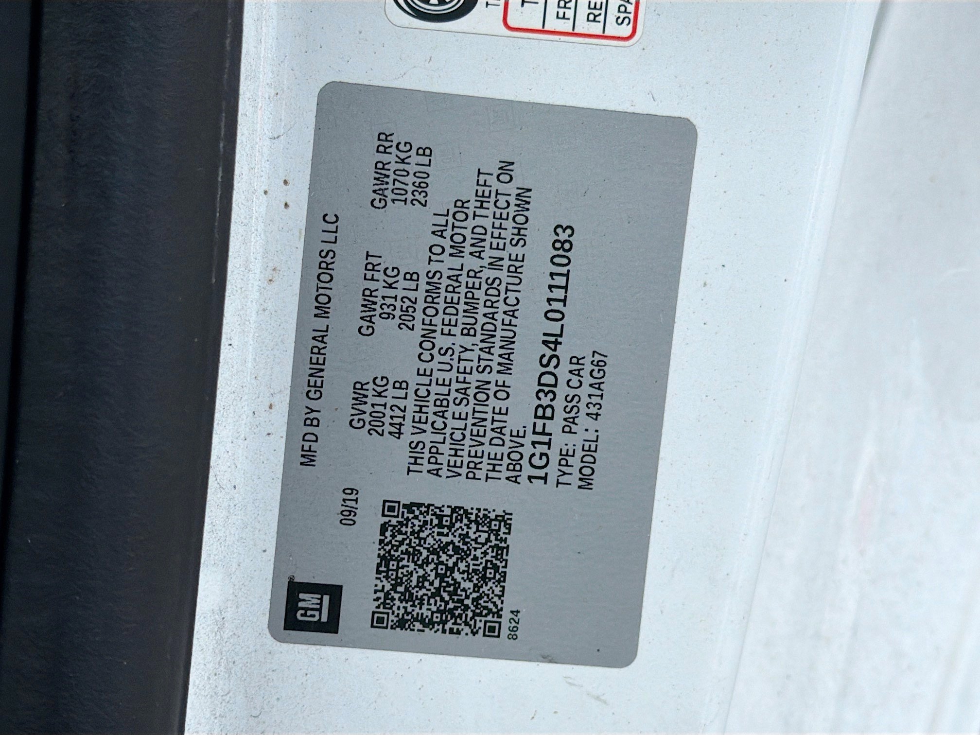 Used 2020 Chevrolet Camaro LT image 37