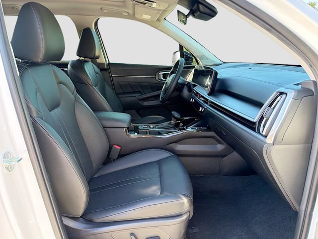 Used 2024 Kia Sorento SX AWD/4WD image 16