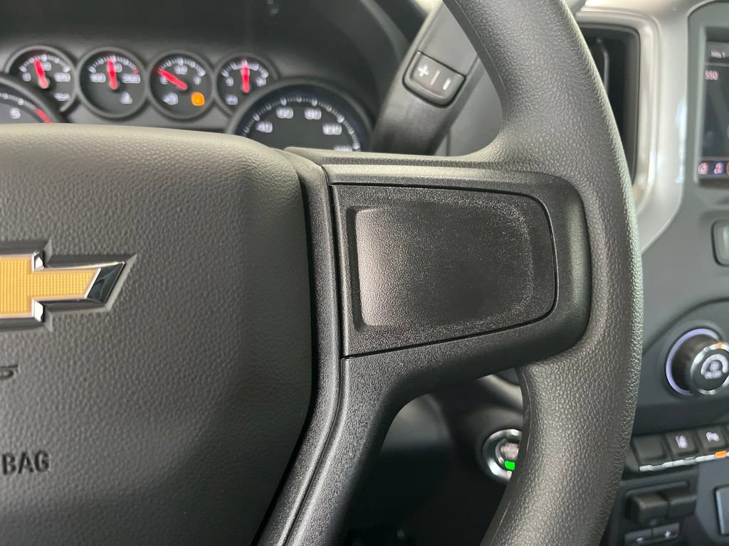 New 2026 Chevrolet Silverado 2500 Custom w/ Custom Value Package AWD/4WD image 7