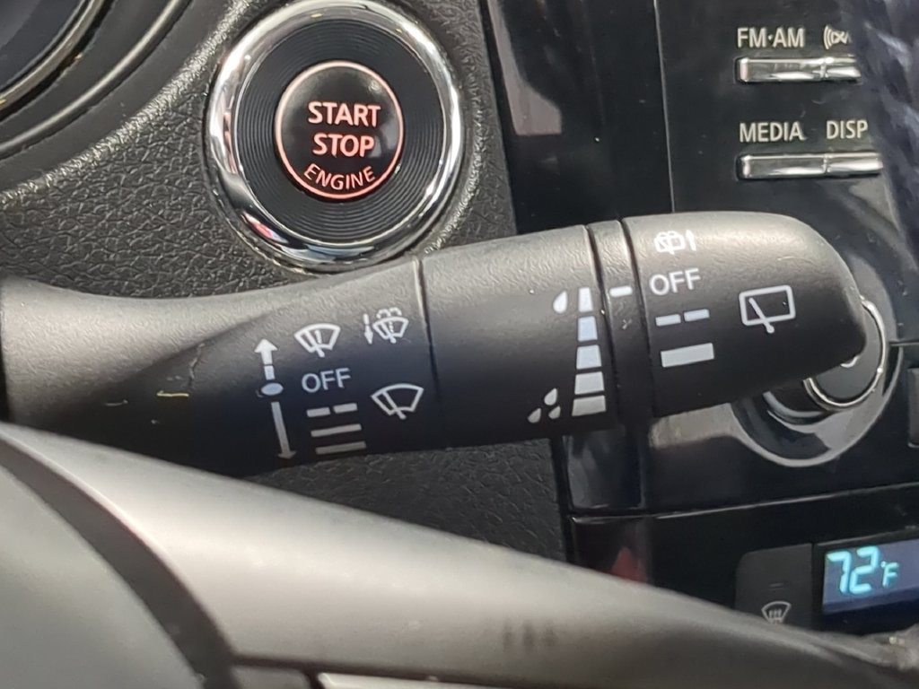 Used 2017 Nissan Rogue Sport SV w/ SV All-Weather Package AWD/4WD image 30