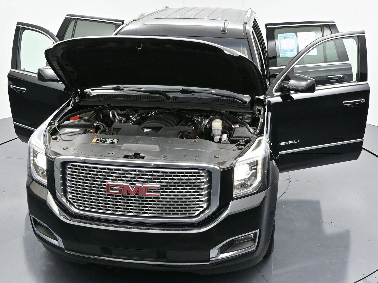 Used 2017 GMC Yukon Denali image 47