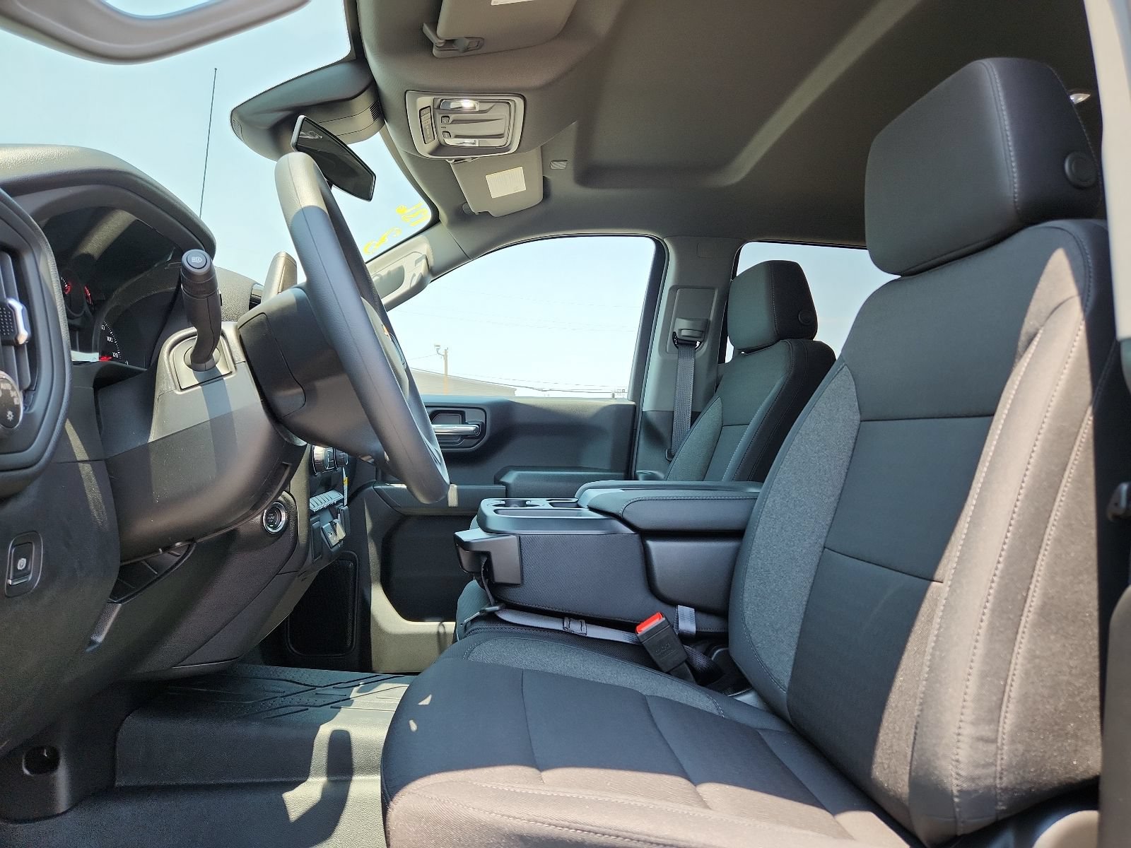 New 2026 Chevrolet Silverado 1500 Custom w/ LPO, Dark Essentials Package AWD/4WD image 11