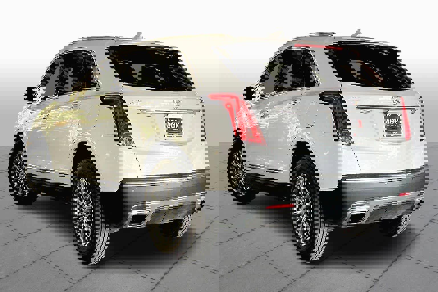 Used 2023 Cadillac XT5 Premium Luxury w/ LPO, Floor Liner Package image 11