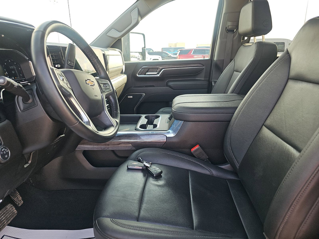 Used 2024 Chevrolet Silverado 3500 LTZ w/ LTZ Texas Edition image 6