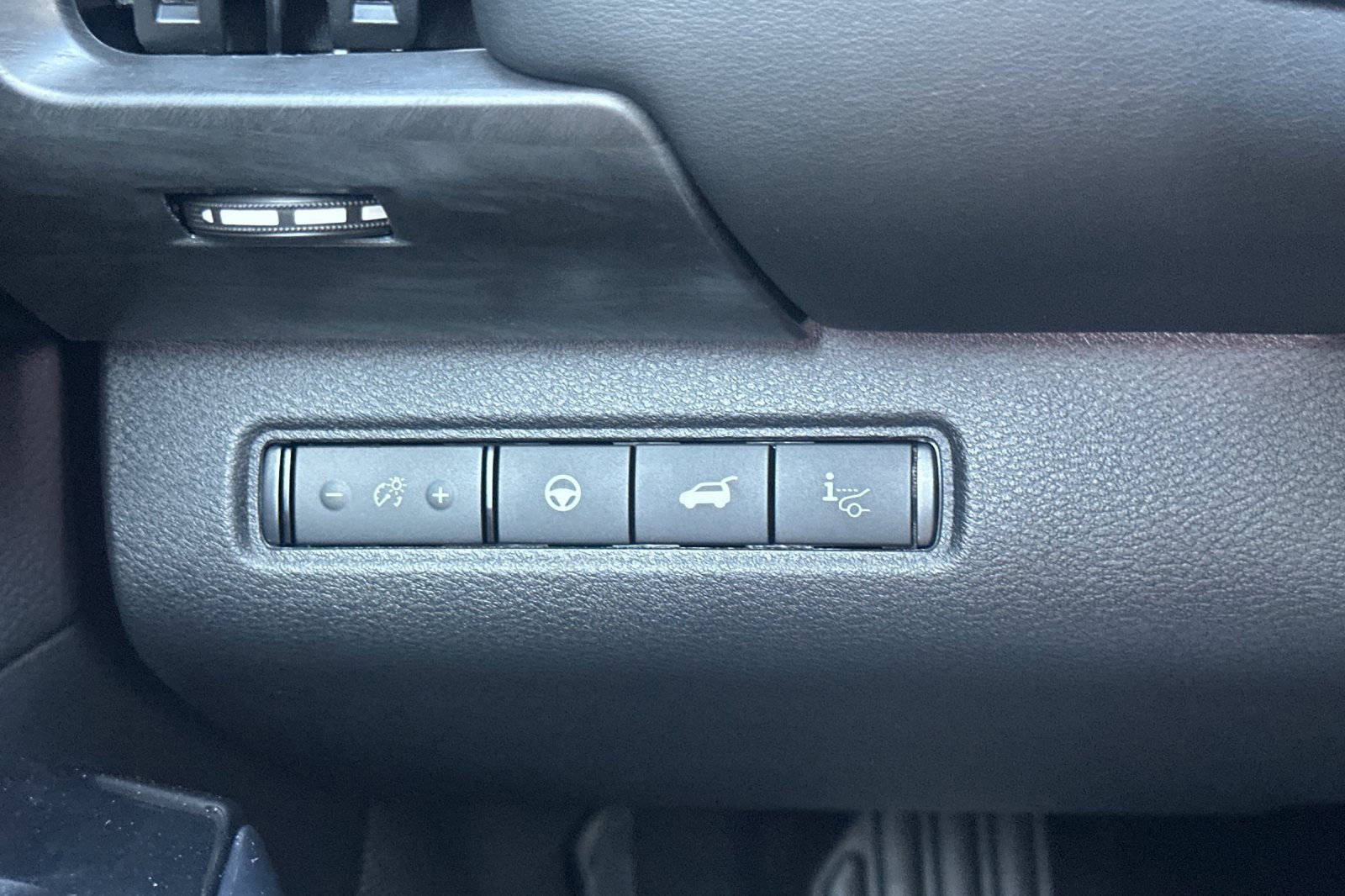 New 2026 Nissan Pathfinder Platinum AWD/4WD image 29